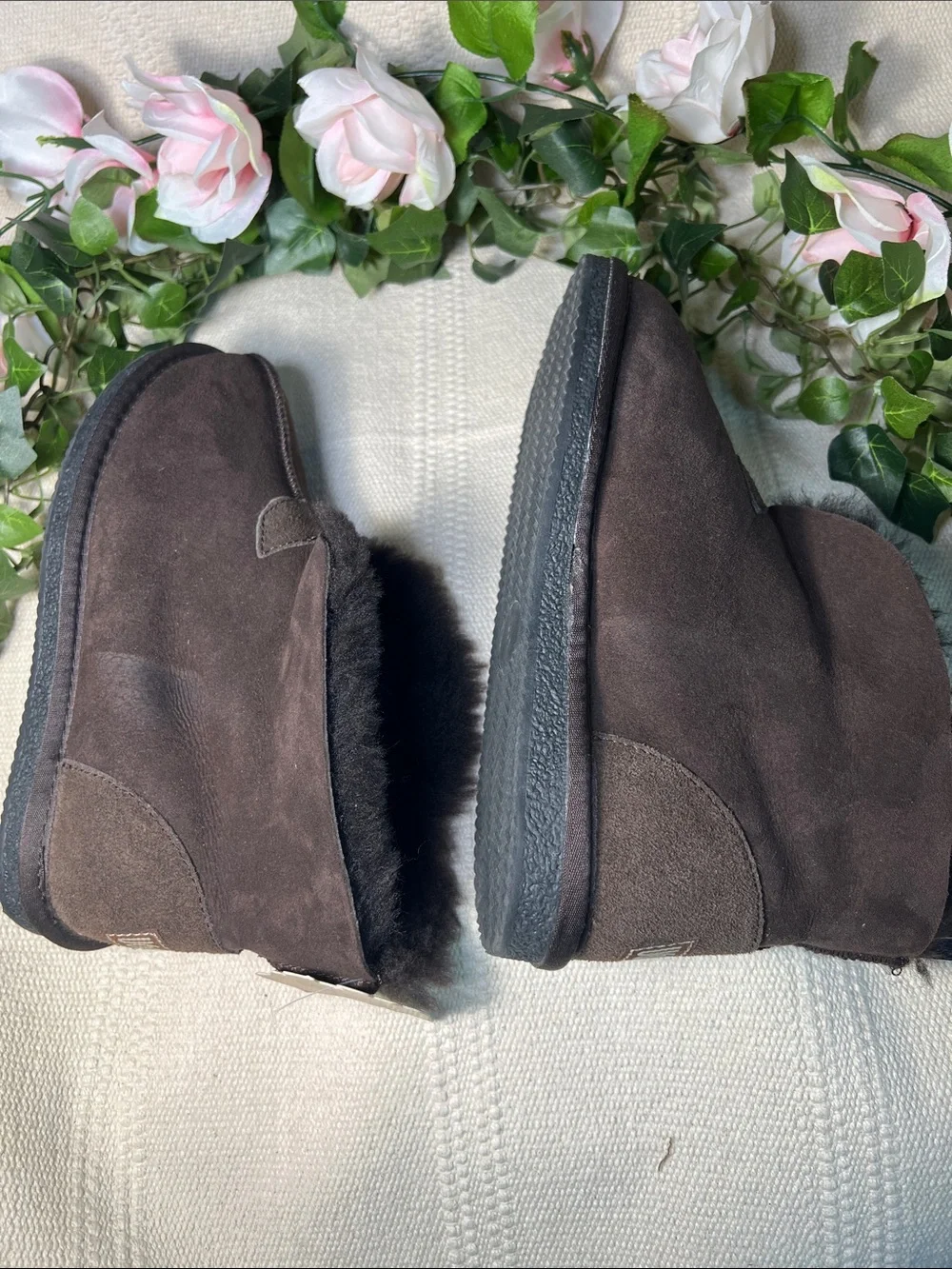 🐑Rare NWT Vintage UGG Women's Brown Suede Shearling-Lined Slip-On like small 7